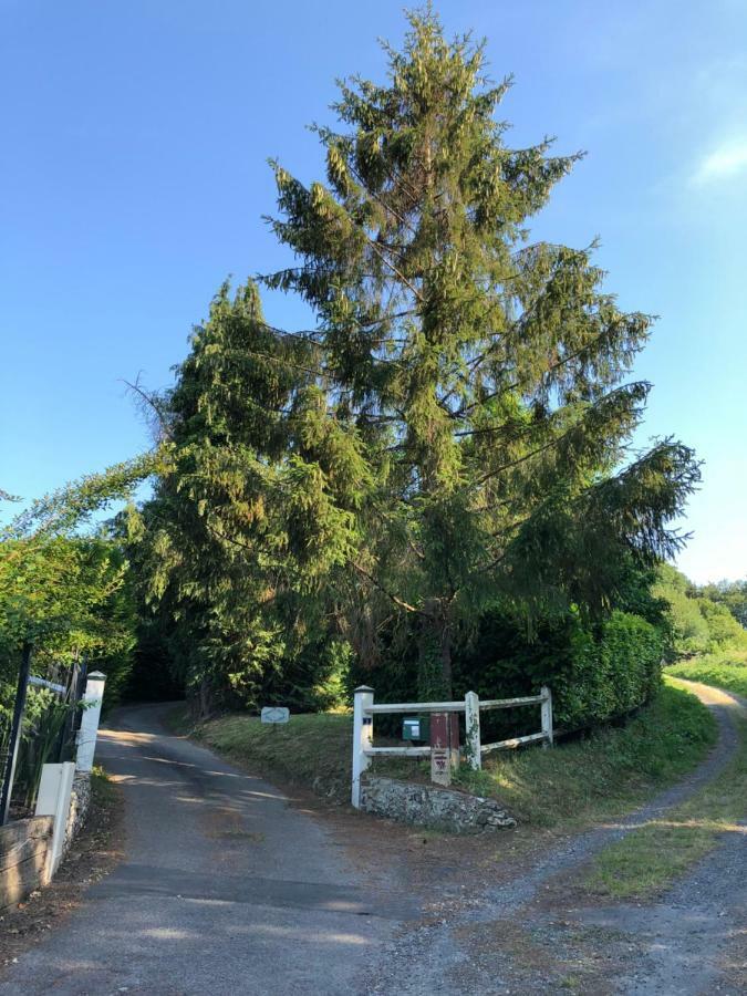 Aux Lettres Du Lavoir La Rivière-Saint-Sauveur Εξωτερικό φωτογραφία