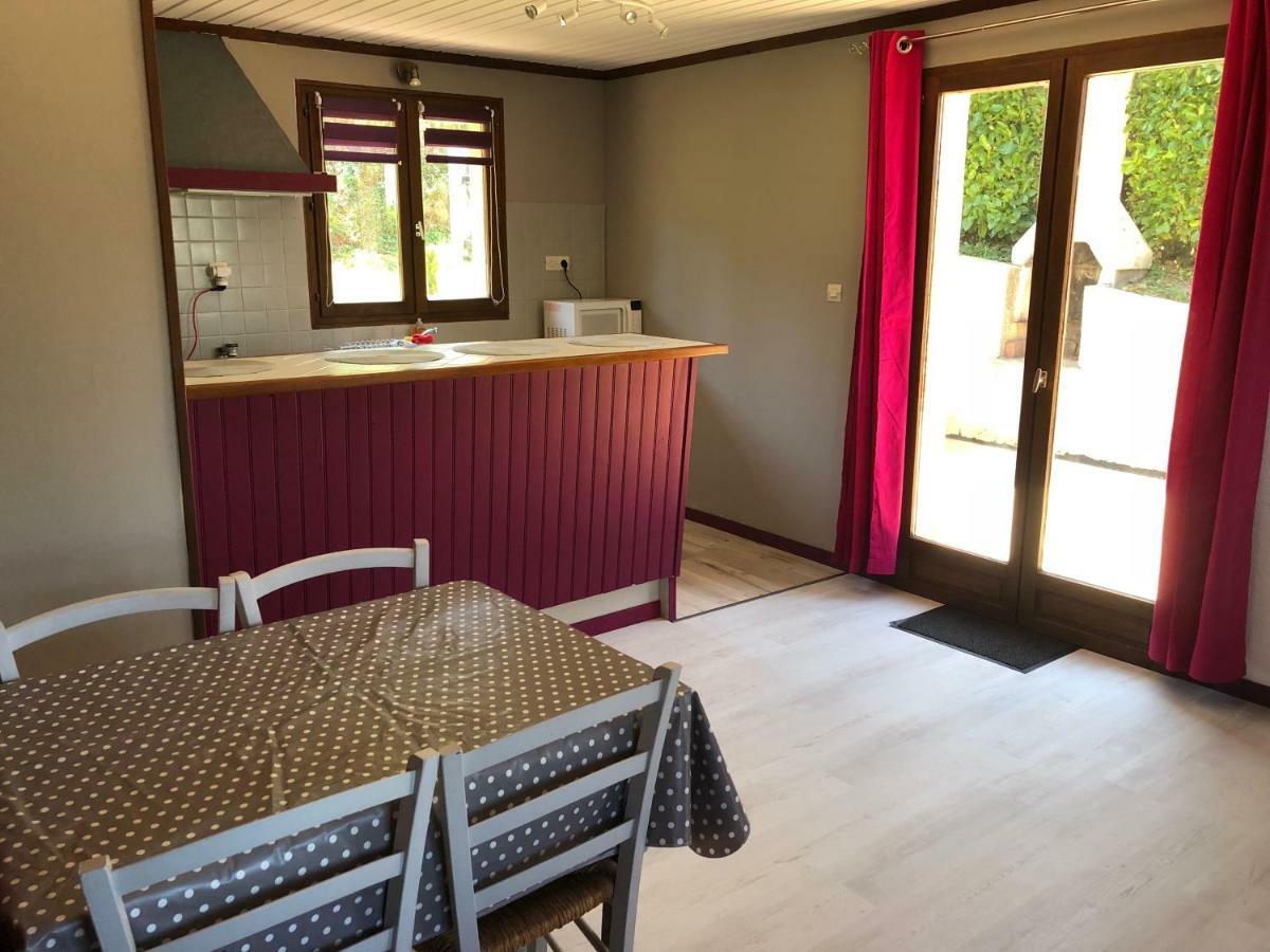 Aux Lettres Du Lavoir La Rivière-Saint-Sauveur Εξωτερικό φωτογραφία