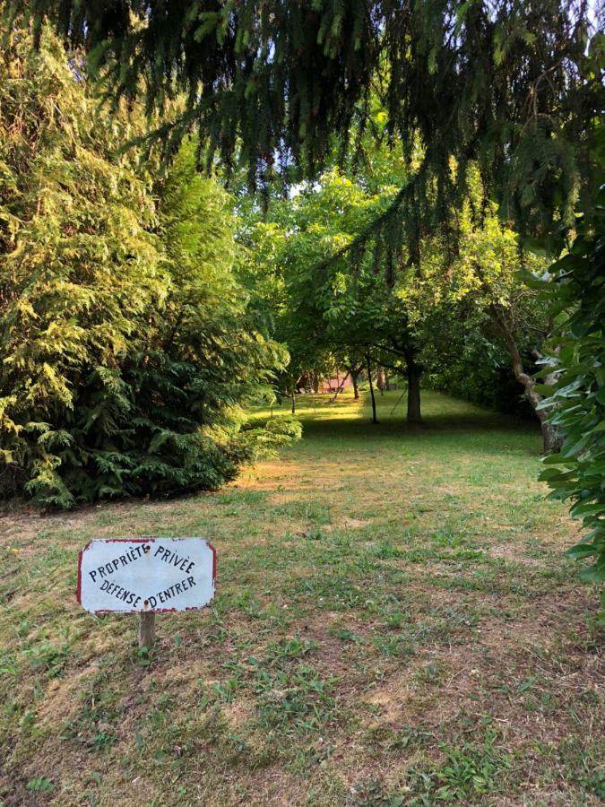 Aux Lettres Du Lavoir La Rivière-Saint-Sauveur Εξωτερικό φωτογραφία
