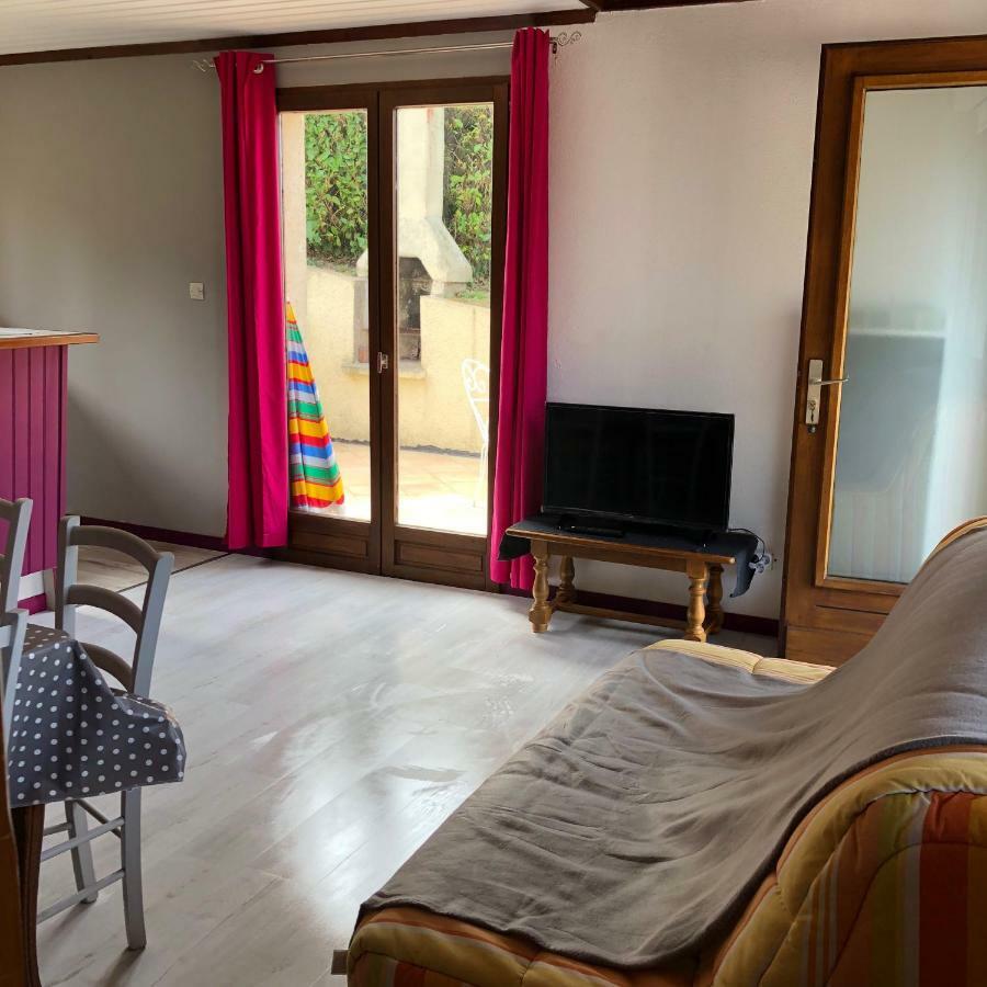 Aux Lettres Du Lavoir La Rivière-Saint-Sauveur Εξωτερικό φωτογραφία