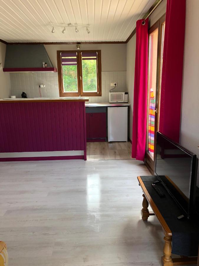 Aux Lettres Du Lavoir La Rivière-Saint-Sauveur Εξωτερικό φωτογραφία